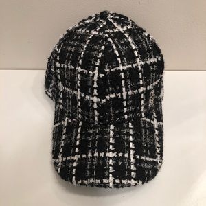 Karl LAGERFELD Paris hat